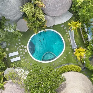 https://oasis-bungalows-at-bingin.ubudhotelsnow.com