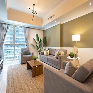 deluxe-apartments-downtown-dubai-pool-gym-parking.dubaihotelsoffers.com/