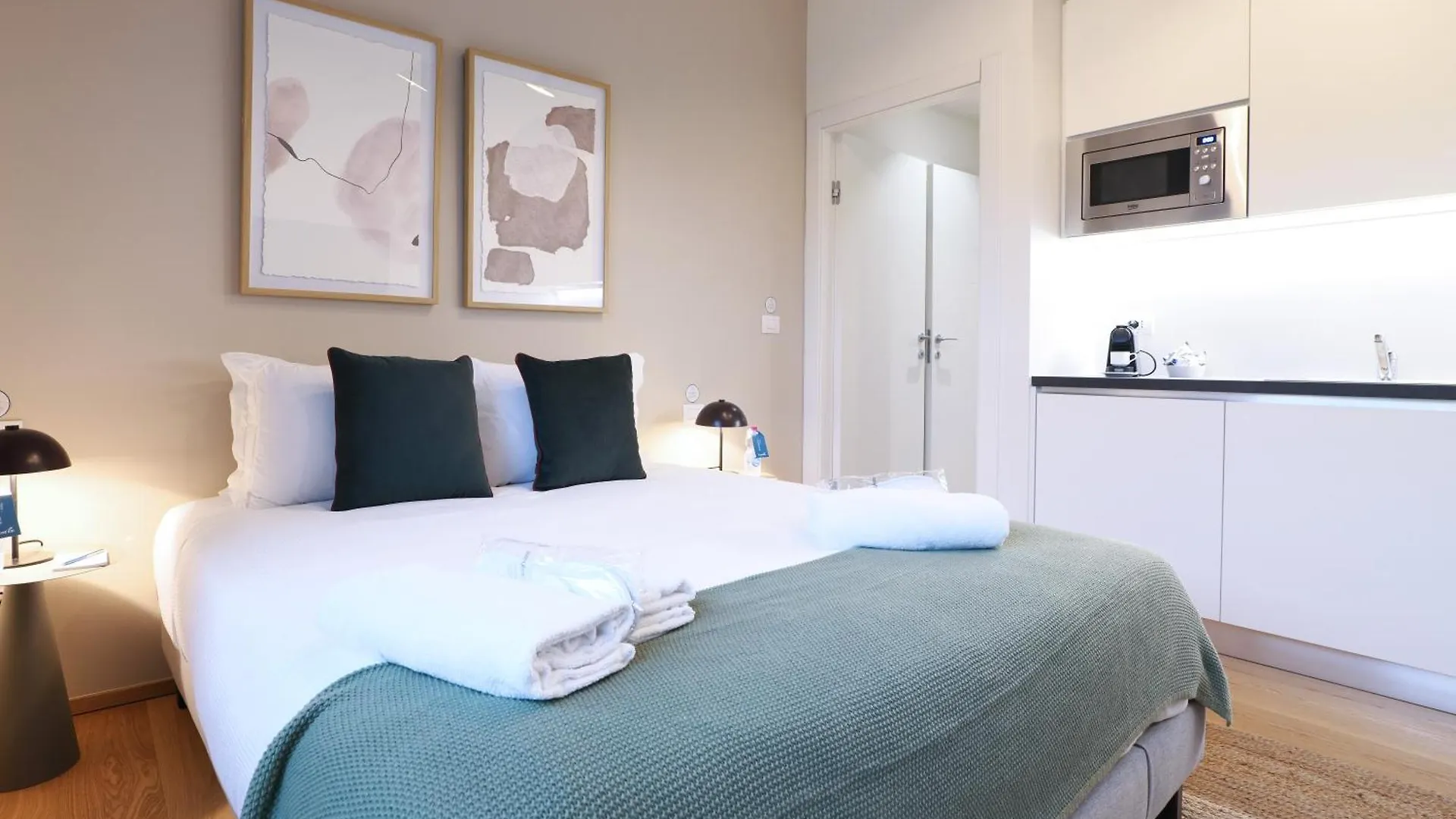 Sweett - Cozy Duomo Apartment Milan 0*,
